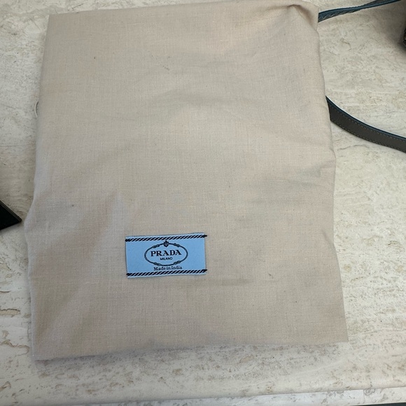 Vintage Limited-Edition Prada satchel - Picture 9 of 9